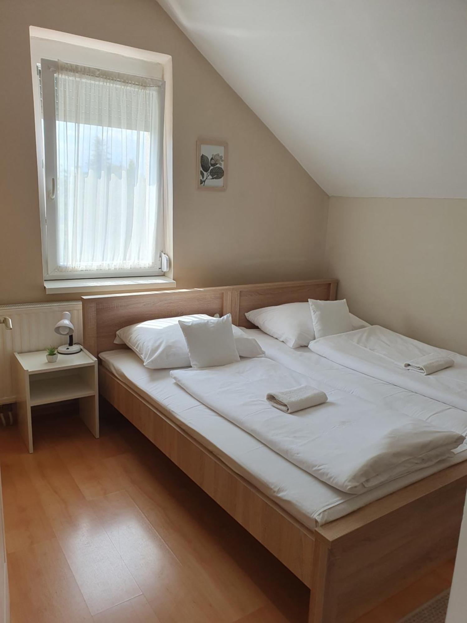 Bella Apartman Szeged Exterior foto